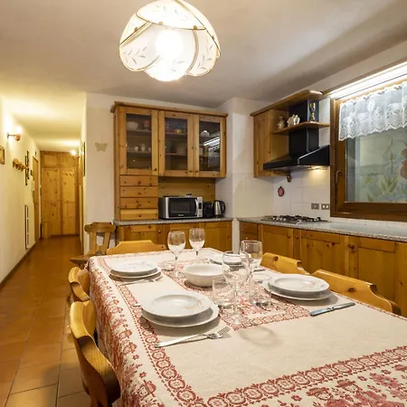 Διαμέρισμα Erica By Interhome *